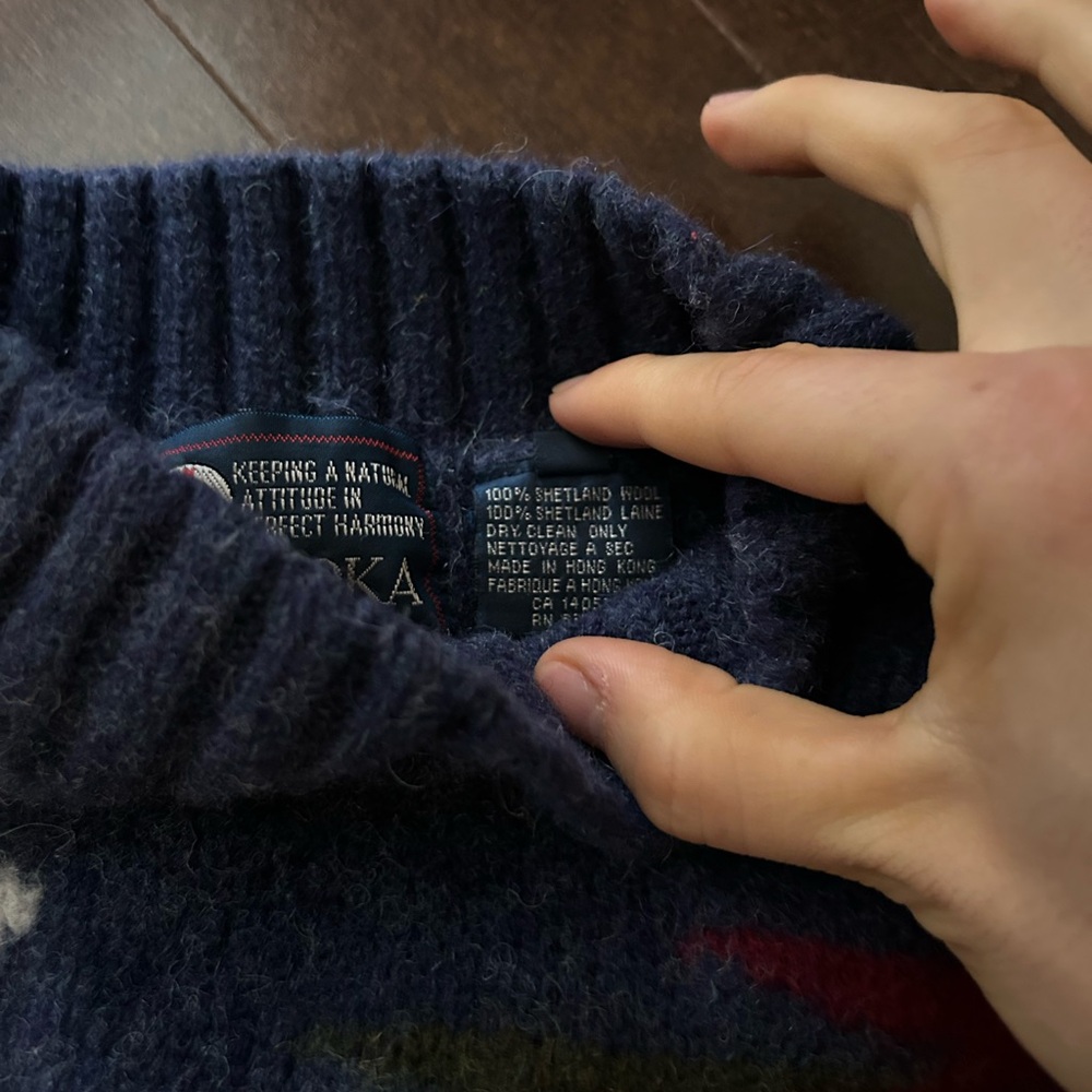 Vintage Muskoka Lakes 100% Shetland Wool Nature Outdoors Patterned Knit Sweater - Picture 3 of 5